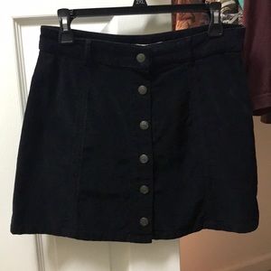American eagle black skirt